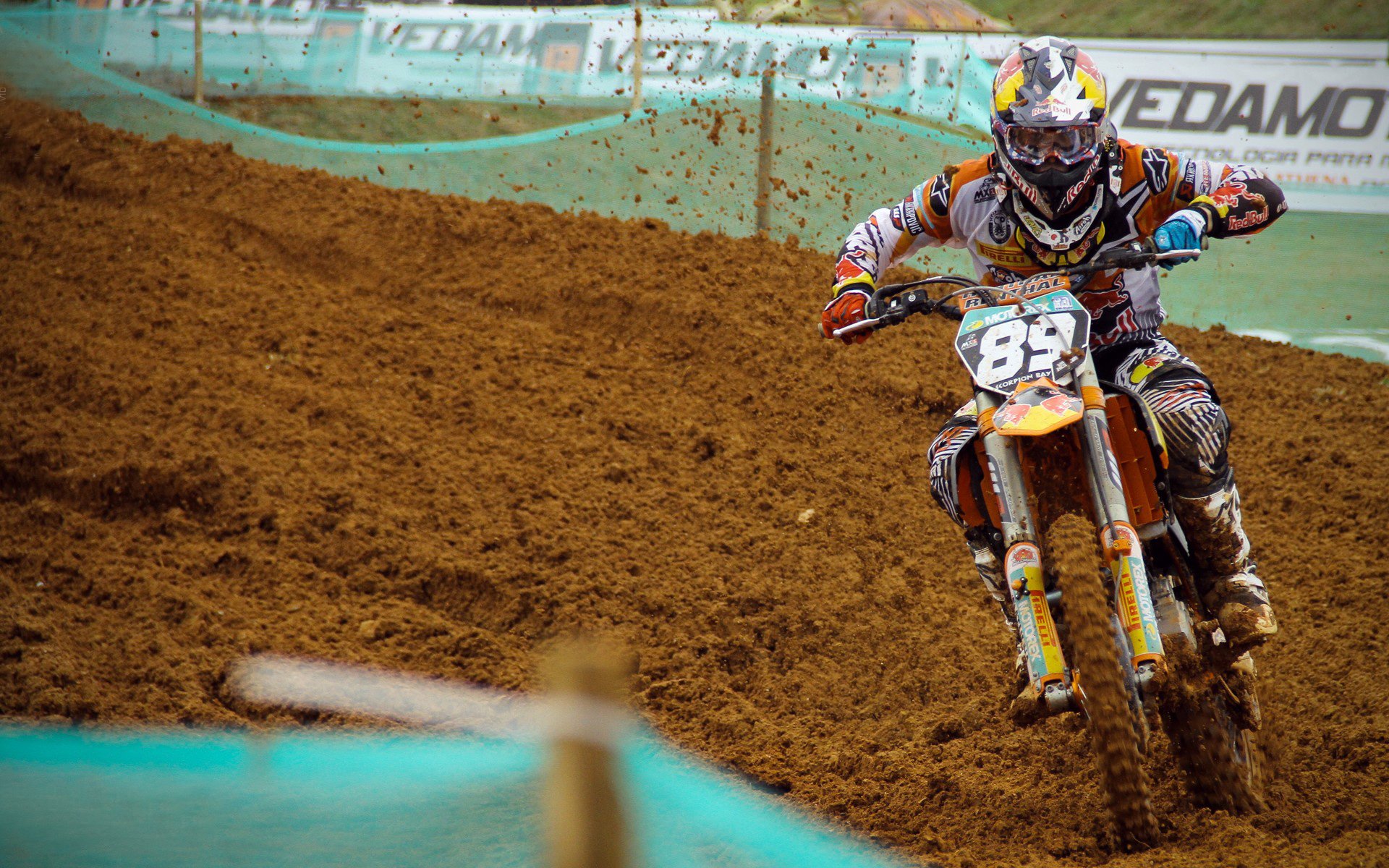 2026世界杯之夜,卡瓦哈尔关键回合不手软,当钢铁意志照亮绿茵场